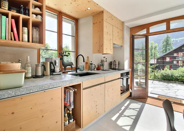 Garden Heart Of The Village Swedish Stove * Champery